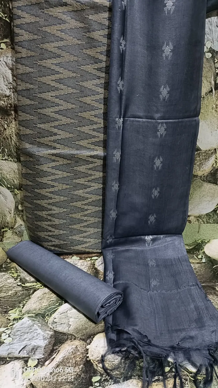Exquisite Katan Silk Suit Piece – Timeless Elegance in Pure Silk Weave